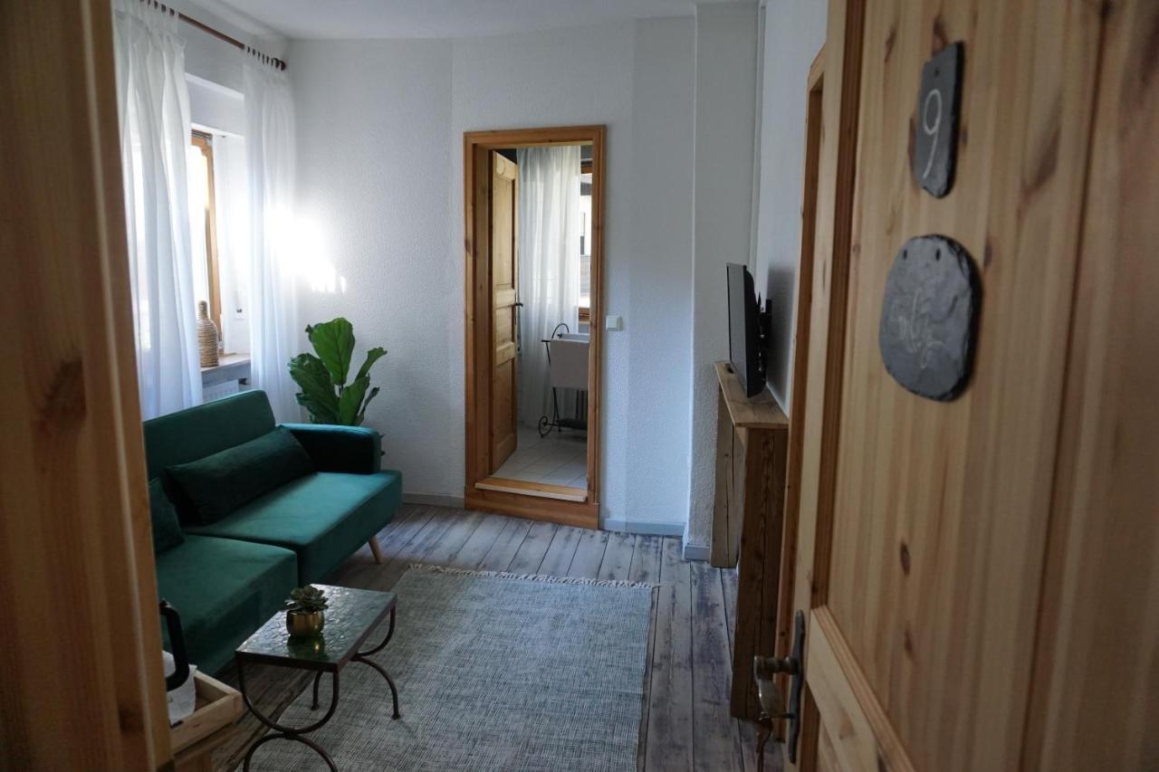 Hotel Garni Altes Winzerhaus Moselschaenke โคเบิร์น-กอนดอร์ฟ ภายนอก รูปภาพ