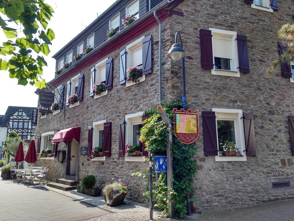 Hotel Garni Altes Winzerhaus Moselschaenke โคเบิร์น-กอนดอร์ฟ ภายนอก รูปภาพ