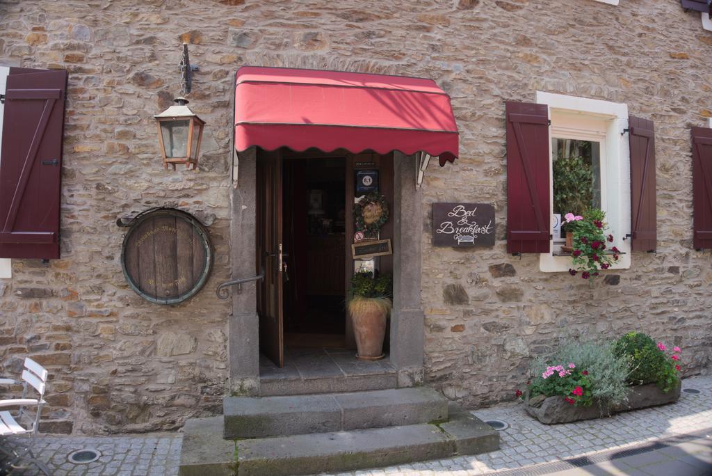 Hotel Garni Altes Winzerhaus Moselschaenke โคเบิร์น-กอนดอร์ฟ ภายนอก รูปภาพ