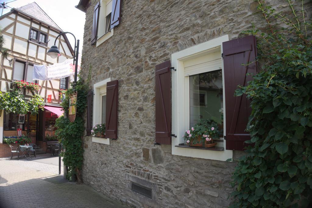 Hotel Garni Altes Winzerhaus Moselschaenke โคเบิร์น-กอนดอร์ฟ ภายนอก รูปภาพ